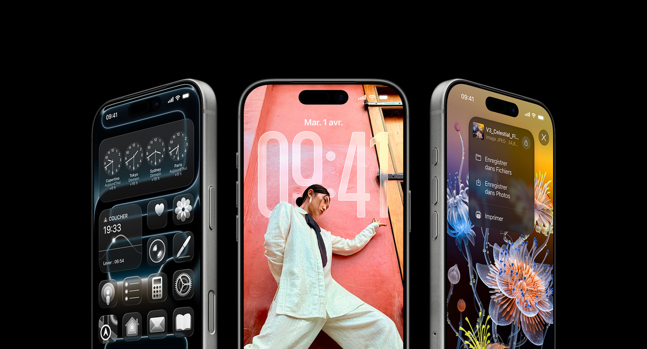 Trois modèles d’iPhone 17 Pro, face avant, côte à côte, affichant l’app Horloges, l’écran verrouillé d’iOS 26 et comment enregistrer des contenus à partir de notes dans l’app Notes.
